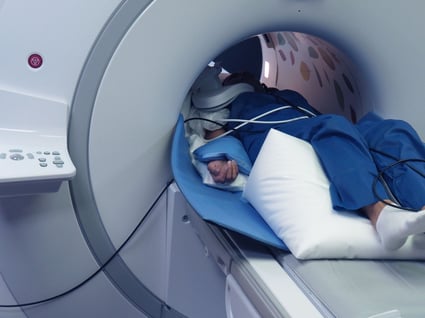 GE_MRI_Multipad-around-Shoulder-&-Sandbag-&-ProFoamDoublePlate-&-PearFit-Wedge-in-Bore