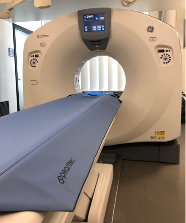 Ein CT Scanner in der Radiologie Abteilung eines Spitals